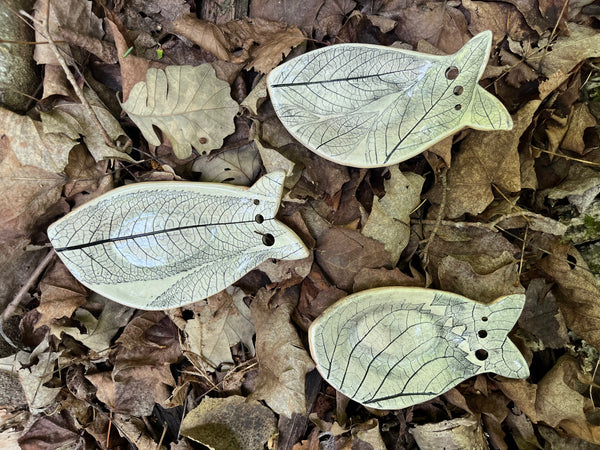 Herb Stripper Dish - Fish with leaf print, wood grain