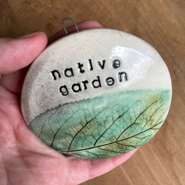 Garden Ornamanet with Native Leaf impression (NG 01)