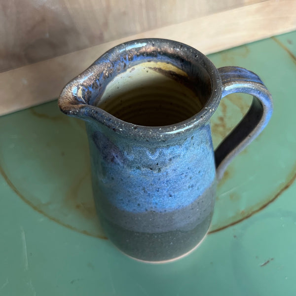 Pitcher vessel - Twilight on speckle