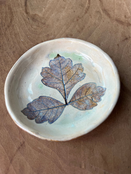 Leaf Pottery - Smooth Sumac Dish (2)