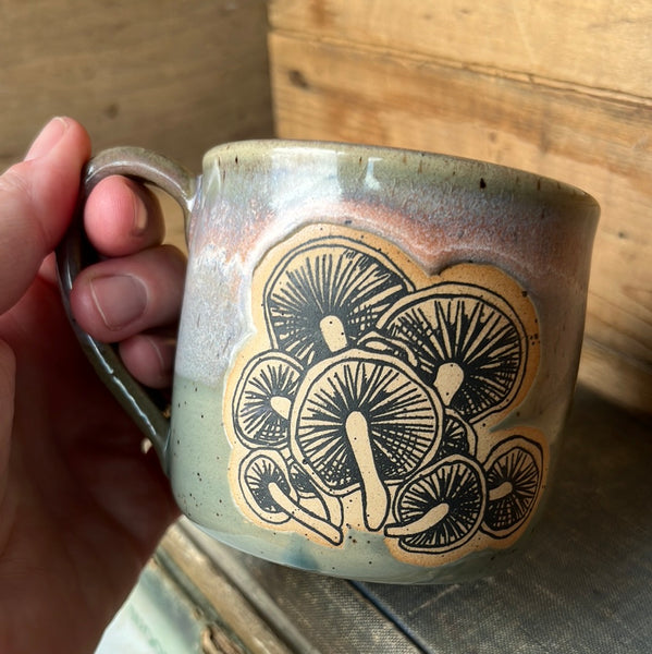 Mug with mushrooms (CP35)