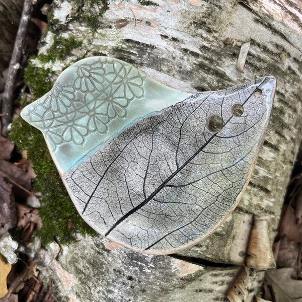 Herb Stripper Dish - Bird with leaf print, lace, wood grain