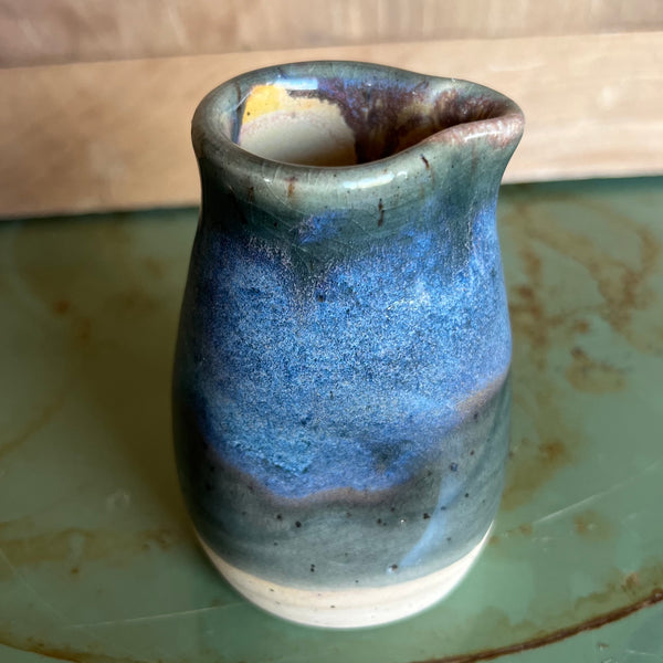 Dimple Pitcher - Twilight on light speckle (DP22)