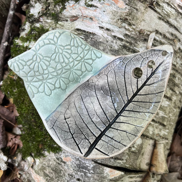 Herb Stripper Dish - Bird with leaf print, lace, wood grain