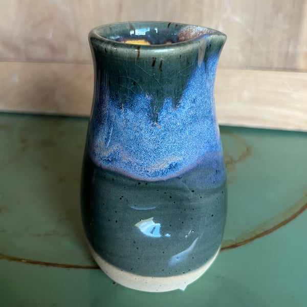 Dimple Pitcher - Twilight on light speckle (DP24)
