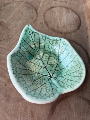 Leaf Pottery - Wild Grape Dish
