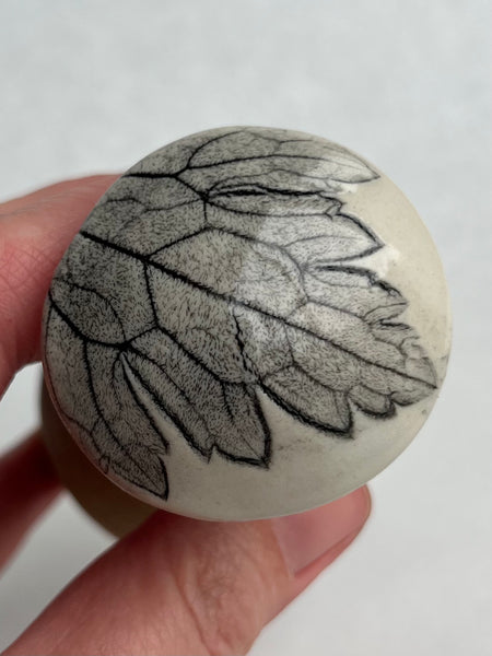 Mushroom Garden House - Geranium leaf impression (Q12)