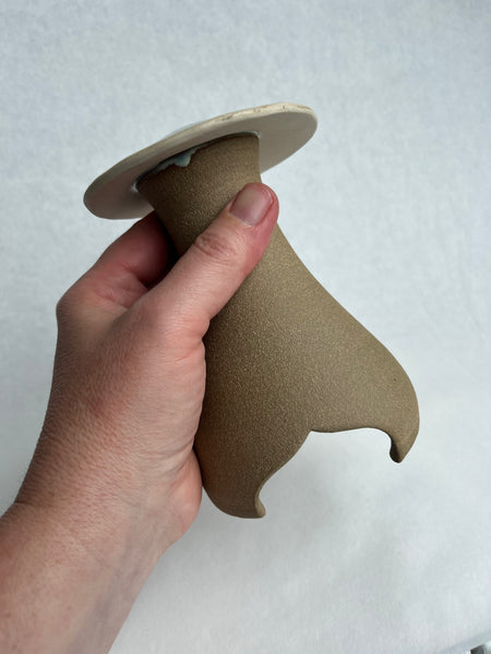 Mushroom Garden House - Bloodroot leaf impression (Q03)