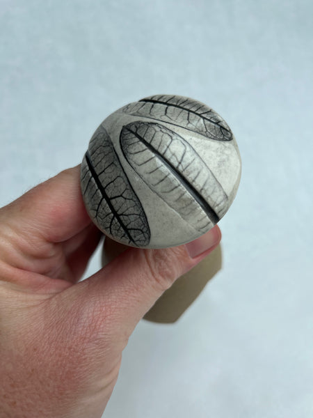 Mushroom Garden House - Common Milkweed leaf impression (Q04)