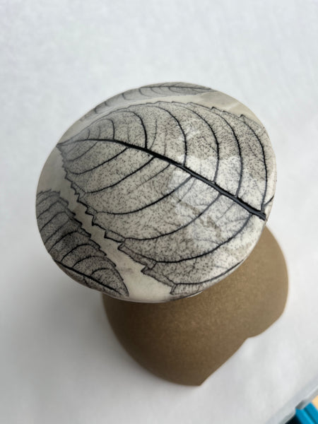 Mushroom Garden House - Bee Balm leaf impression (Q07)