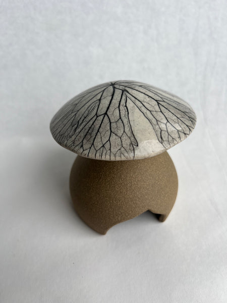 Mushroom Garden House - Wild Geranium leaf impression (Q13)