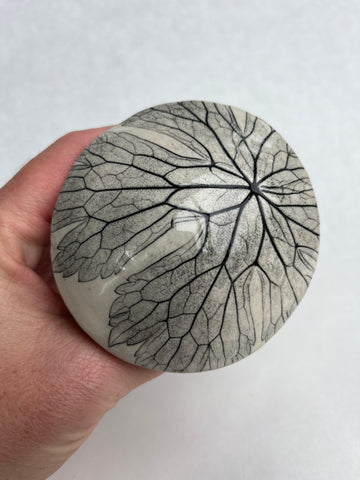 Mushroom Garden House - Wild Geranium leaf impression (Q16)